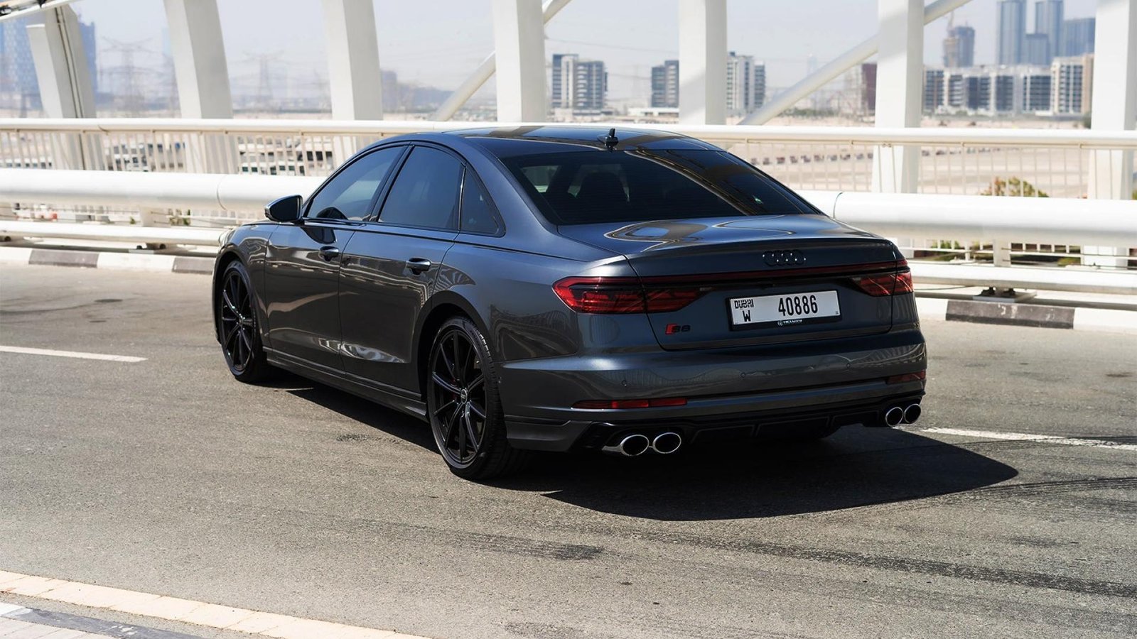 Audi S8